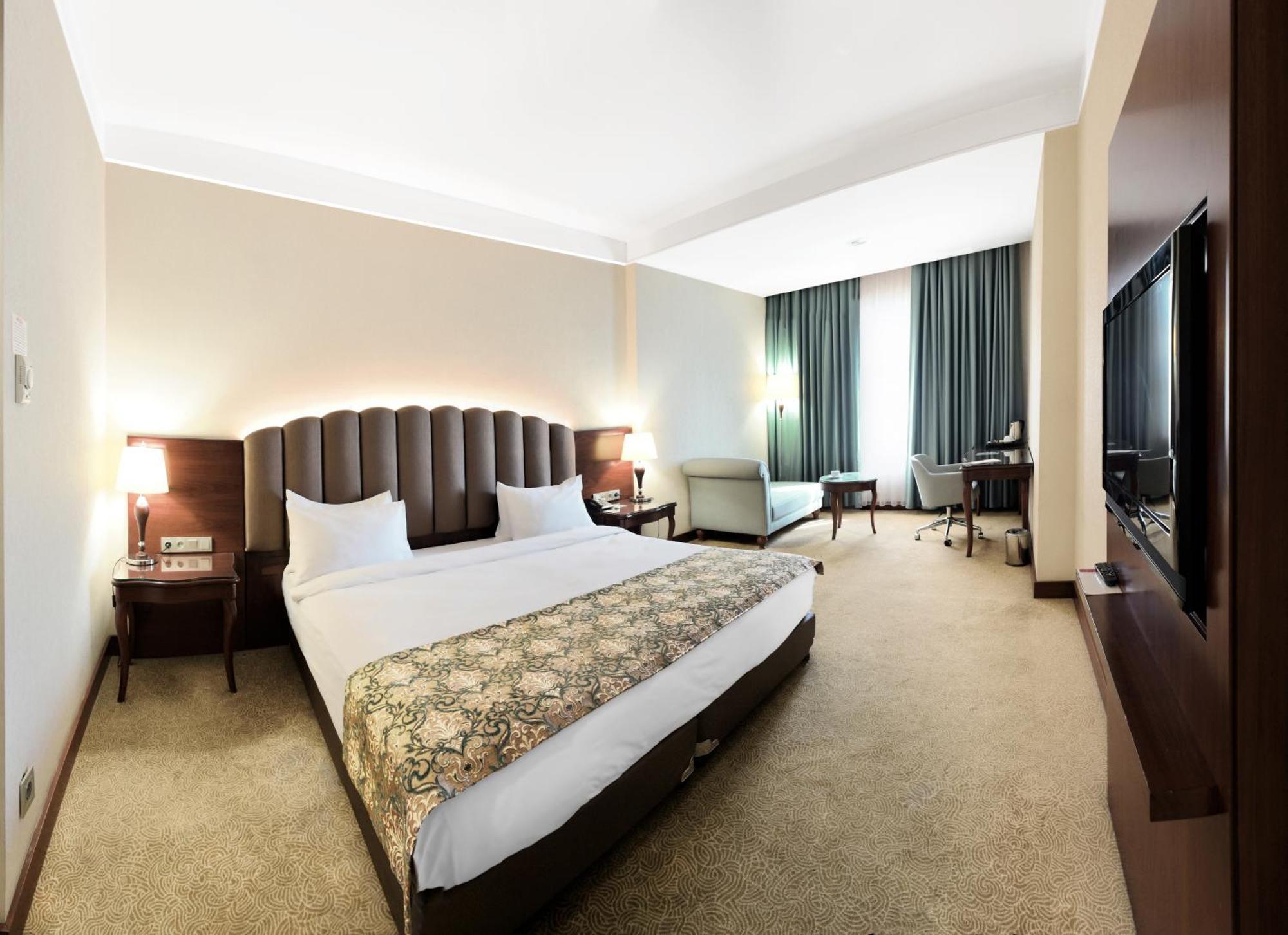 Ramada Plaza Altin Kayisi Hotel Malatya Exterior foto